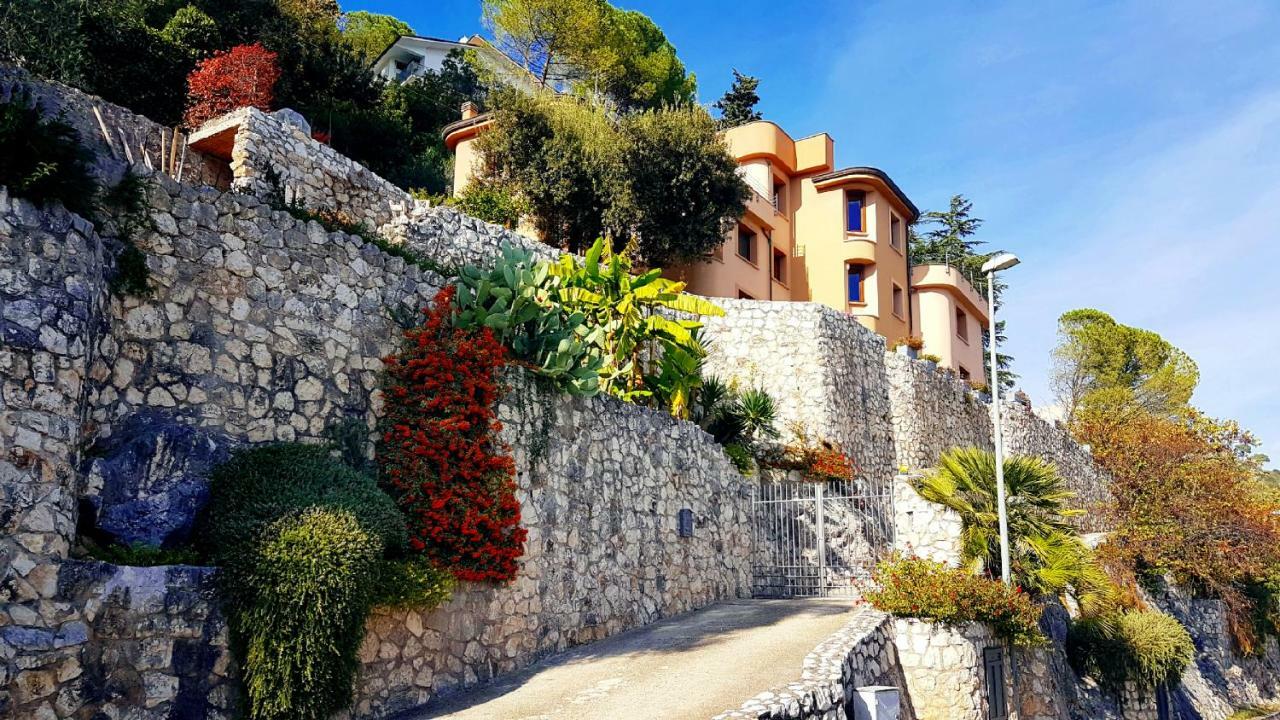 Appartement La Residenza Di Carolina à Cassino Extérieur photo