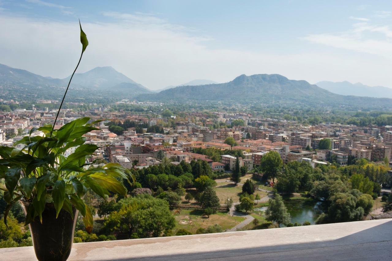 Appartement La Residenza Di Carolina à Cassino Extérieur photo